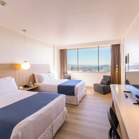 Wyndham Concepcion Pettra Hoteles en Concepción