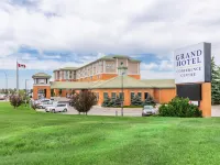 Grand Hotel & Conference Centre Calgary Airport, an Ascend Collection Hotel Hotels near The Calgary Zoo