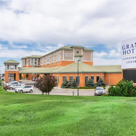 Grand Hotel & Conference Centre Calgary Airport, an Ascend Collection Hotel
