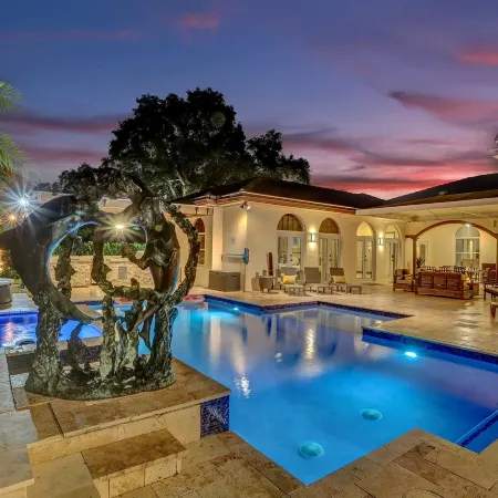 Villa Wpool Mini-Golf Firepits