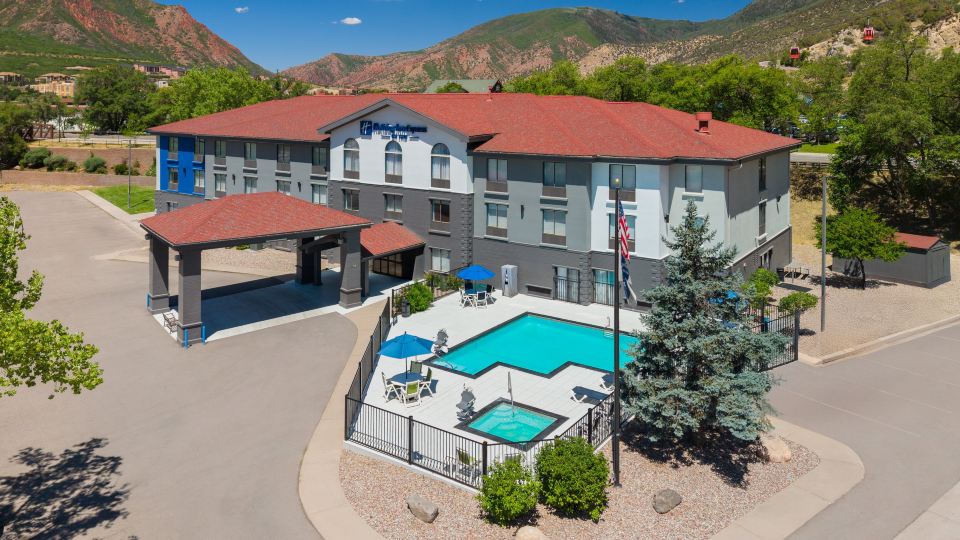 Holiday Inn Express GLENWOOD SPRINGS (ASPEN AREA) by IHG