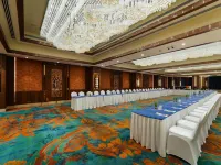 Radisson Blu Towers Kaushambi Delhi NCR Hotels near Mayur Vihar Phase 1