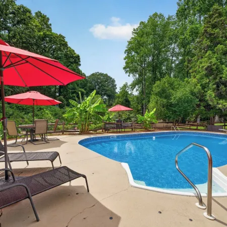 Hickory Cottage Unit w/ Pool & Fire Pit!
