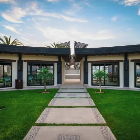 Luxury House With Ocean View