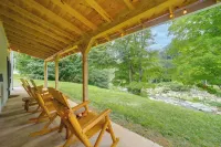 Outdoor Kitchenthe Hobbit House' on Elk River - con encanto