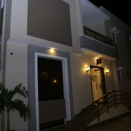 Zifan Hotel & Suites