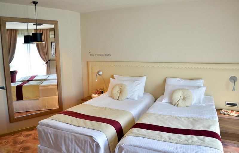 Hotel Capitolina City Chic