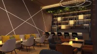 NOVOTEL BHUBANESWAR JANPATH - Bars