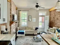 Charming 1Br Flat. the Hill/SW Gardens District - balcony