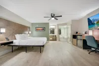 Quality Inn & Suites Airport - Cruise Port Hollywood - Morgenmad