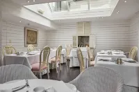 The Pand - Charming Boutique Hotel - Airport Shuttle