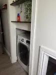 Serene 2-Bedroom Apartment with Private Entrance and Pool Access - アパートメント