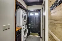 My Story - Walkable Dtwn Tiffin Apt With Character - Apartments