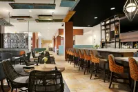 Hilton Garden Inn New Orleans Convention Center - Barer
