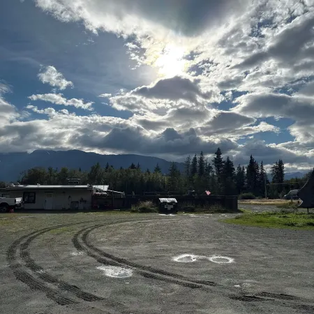 Bird Creek Motel