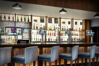 Delta Hotels Tudor Park Country Club - bar