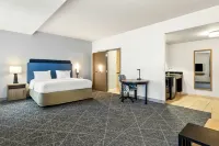 Hampton Inn & Suites Merced - Bãi đậu xe