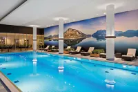 Hilton Munich Airport - piscina