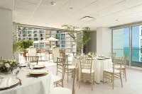 Casa Costera, Isla Verde Beach, Apartments by Marriott Bonvoy - balcony