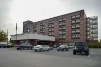 Hampton Inn Frederick - parking