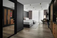 Renaissance Milwaukee West Hotel - Boutique