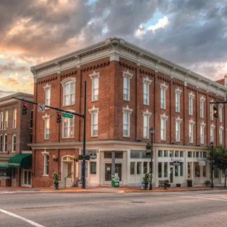General Morgan Inn