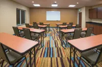 Fairfield Inn & Suites Fort Wayne Southwest - parking