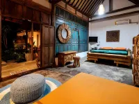 Nextdoor Homestay - สระว่ายน้ำส่วนตัว