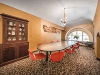 Hotel Roma e Rocca Cavour Hotels near Crocetta