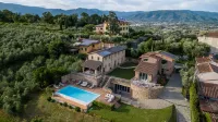 Villa Altavista in Montecarlo - Pool