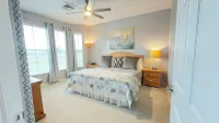 Naples Paradise — Golf~Lake Views & Resort Amenities - 4-Star