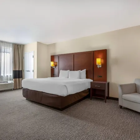 Comfort Suites Woodland - Sacramento Airport