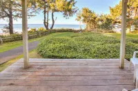 Ocean Crest Resort - 3-Star