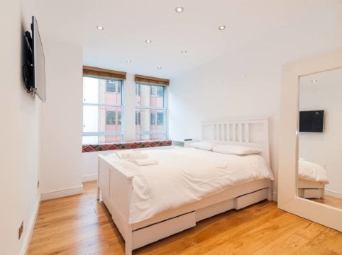 Perfect 1 Bed Flat Next to Victoria Station