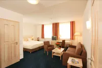 Klosterbräuhaus Ursberg Hotels in der Nähe von St. Ulrich und Vitus Seifertshofen