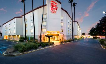 Red Roof Inn Laredo