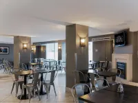 Hotel Faubourg Montreal Centre-Ville Downtown Hotels in Montreal