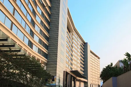 Hong Kong SkyCity Marriott Hotel Отели рядом с достопримечательностью «Монастырь Пристань Трапписта»