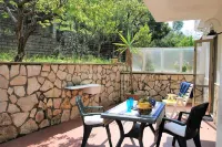 Villa Lina for 7 Persons Near the Beach