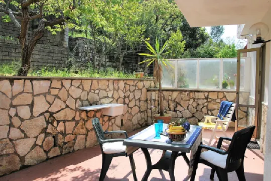 Villa Lina for 7 Persons Near the Beach