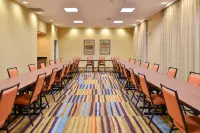 Fairfield Inn & Suites Calhoun