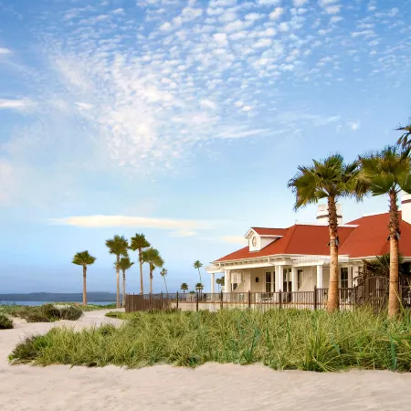Beach Village at the Del, Lxr Hotels & Resorts