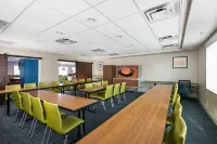 Holiday Inn Express Peoria North - Glendale