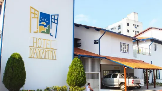 ホテル ディアマンティナ - バイ UPホテル - グアラパリにある