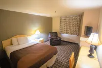 FairBridge Inn - Coeur d'Alene Hotels in Hayden Lake