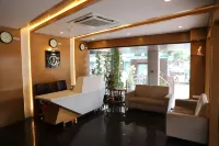Rajdoot Royale Residency Hotels in Ichalkaranji