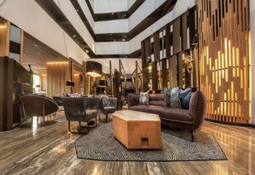 더블트리 바이 힐튼 수영장