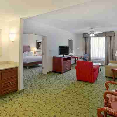 Hilton Garden Inn Bloomington Rooms