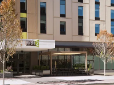 Home2 Suites by Hilton Philadelphia Convention Center Hotels near United States Mint