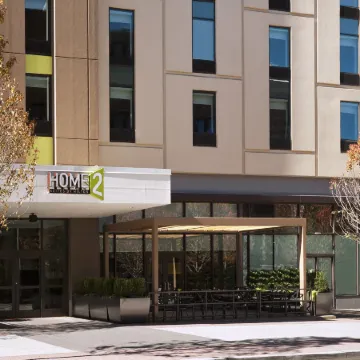 Home2 Suites by Hilton Philadelphia Convention Center Отели рядом с достопримечательностью «Зал Независимости»